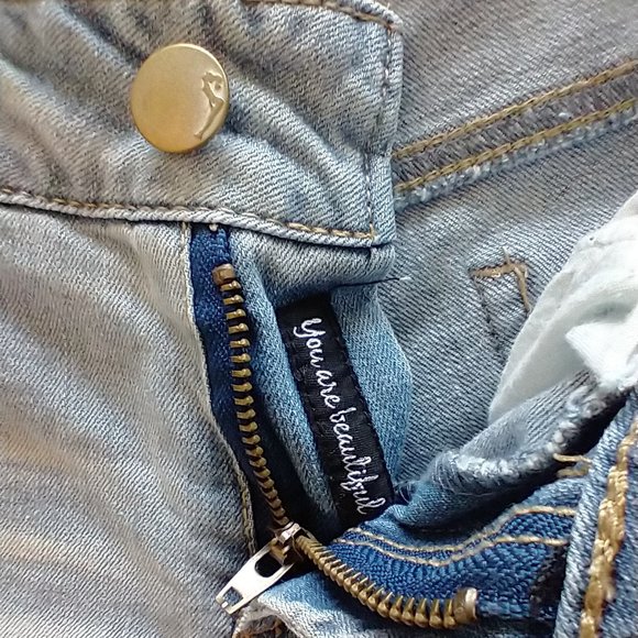 Women's Dollhouse - Charley Jeans - like new - Size 3 Waist 26 - Picture 4 of 14